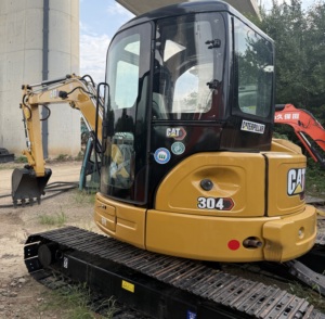 รถขุดแคตเตอร์พิลลาร์ 304C มือสอง ราคาถูก รุ่นเล็ก cat 303e 304c 305.5e ของแท้จากญี่ปุ่น รถขุดขนาดเล็ก 3 ตัน 4 ตัน 5.5 ตัน มีสินค้าในสต็อก - Product Image 5