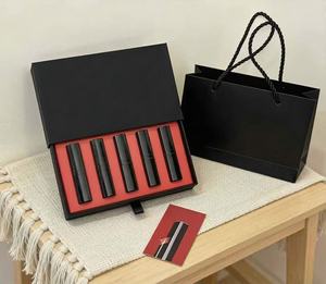 Lápiz Labial Mate/Brillante de Lujo de Alta Gama al por Mayor, Resistente al Agua, de Larga Duración, Acabado Antiadherente, Certificado HALAL CE, Marca OEM/ODM - Product Image 4