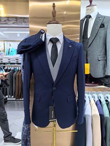 Completo Uomo di Lusso 2024, Alta Qualità, 3 Pezzi: Giacca, Pantaloni e Gilet, Abbigliamento <span class=keywords><strong>Maschile</strong></span> con Risvolto e Bottone Singolo, Costume Homme <span class=keywords><strong>Blazer</strong></span> - Product Image 4