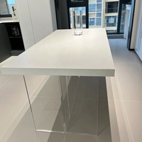 Italienischer Minimalistischer Quadratischer Acryl-Schwebetisch Moderner Skandinavischer Designer-Esstisch
