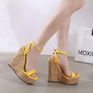 Sandalias de Tacón Alto con Plataforma en Color Frutal, Tendencia de Moda Europea, Primavera 2025 - Product Image 4