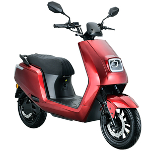 Hochgeschwindigkeits-E-Scooter mit 3000W Bürstenlosem Motor, Abnehmbarer Aluminium-Lithium-Batterie, 200kg Tragkraft, Wasserdicht, 120km Reichweite - Product Image 4