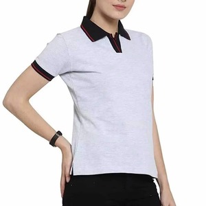 เสื้อโปโลผู้หญิง แขนสั้น คอวี ทรงเข้ารูป ระบายอากาศได้ดี เหมาะสำหรับฤดูร้อน สไตล์ลำลอง รับผลิตขายส่ง พร้อมสกรีนโลโก้และตัวอักษรตามแบบ - Product Image 3