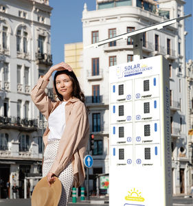 Estación de Carga para Teléfonos Móviles Y2 Power SOL de 8 Bahías, Impermeable, con Energía Solar, Torre de Carga para Eventos al Aire Libre - Product Image 6