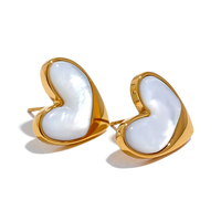 JINYOU 1202 Boucles d'oreilles clous élégantes en acier inoxydable avec coquillage naturel en forme de cœur pour femme, bijoux fantaisie dorés, charmes de mode
