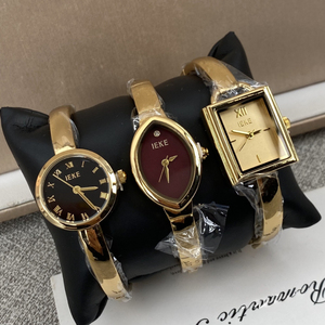 Nouvelle montre à quartz vintage avec bracelet en feuille de saule, élégante, tendance, de haute qualité, pour femmes - Product Image 1