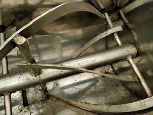 Máquina mezcladora de polvo Licuadora de cinta industrial para mezcla de polvo químico, alimentario y farmacéutico - Product Image 5