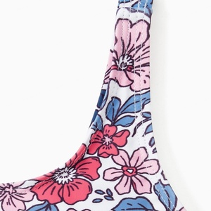 ชุดบิกินี่ลายดอกไม้แบบสั่งทำพิเศษสำหรับครอบครัว ชุดแทนกินี่สีสันตัดกัน กางเกงว่ายน้ำ 6 ชิ้น ชุดชายหาดสำหรับทั้งครอบครัว - Product Image 5