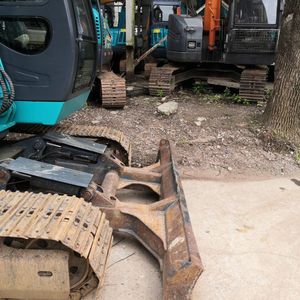 Miniexcavadoras Usadas con Certificado CE, SUNWARD SWE90E SWE150E SWE70E, Miniexcavadoras de Segunda Mano en Stock para la Venta en Shanghái - Product Image 3