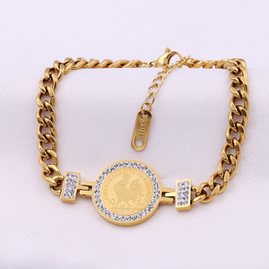 Nouvelle qualité usine en gros <span class=keywords><strong>ensemble</strong></span> de bijoux douaniers glacé cubain lien chaîne bijoux plaqué or bracelet collier boucles d'oreilles <span class=keywords><strong>ensemble</strong></span> - Product Image 4