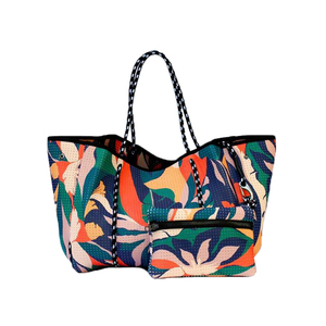 Groothandel op maat bedrukte bloemenprint dames grote boodschappentas voor vrouwen, hoogwaardige strandtas fabrikant - Product Image 4