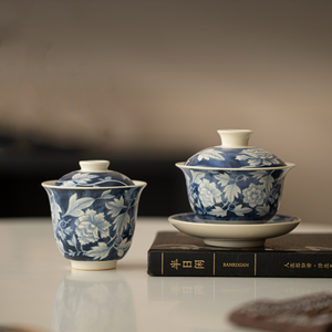 MINGSHUO Yuan Blue Flower Porcelain Gaiwan <span class=keywords><strong>Kung</strong></span> <span class=keywords><strong>Fu</strong></span> Tea Set Hand-held Bowl Open <span class=keywords><strong>Film</strong></span> Modern Design Soda Glaze Three-Talent Fujian - Product Image 1