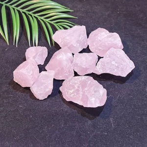 <span class=keywords><strong>Quarzo</strong></span> <span class=keywords><strong>Rosa</strong></span> Naturale di Alta Qualità, Pietra Grezza Curativa, Cristalli Naturali, Pietre Grezze di <span class=keywords><strong>Quarzo</strong></span> <span class=keywords><strong>Rosa</strong></span> - Product Image 3