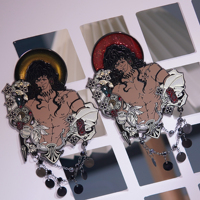 Pins de revers en métal personnalisés, design anime en émail dur, style vitrail, avec effet œil de chat, opale et poudre de perle, et pins en émail transparent et nacré