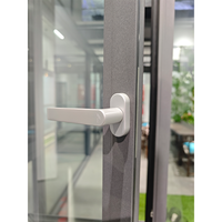 Ventanas inclinables de aluminio aisladas para una casa eficiente energéticamente