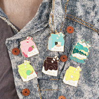 Broche personnalisée en émail souple, forme de carton de lait, logo moulé UV, vente en gros, en alliage de zinc, émail dur, pour décoration de vêtements