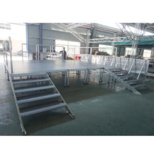 Scène modulaire amovible en aluminium avec assemblage facile, surface antidérapante, certifiée pour les événements DJ en intérieur/extérieur - Product Image 1