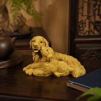 Figurine sculptée en buis représentant un chien et son chiot, ornement de voiture, décoration d'intérieur, cadeau artisanal, cadeaux de remerciement pour la famille et les amoureux des animaux