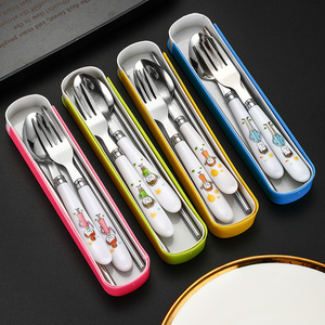 Ensemble de couverts portables écologiques réutilisables pour enfants, idéal pour le camping et les voyages, comprenant fourchette, cuillère et baguettes - Product Image 1