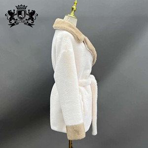 Janefur elegante giacca di pelliccia sintetica con risvolto <span class=keywords><strong>Beige</strong></span> da donna alla moda <span class=keywords><strong>cappotto</strong></span> di pelliccia <span class=keywords><strong>corto</strong></span> eco-friendly - Product Image 5