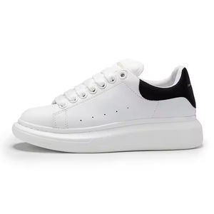 Nouveauté Chaussures de sport unisexes de haute qualité en cuir véritable Sneakers de créateur blancs tendance pour hommes - Product Image 2