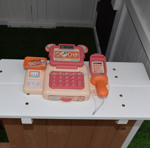 บ้านไม้สไตล์มินิสมัยใหม่สำหรับเด็กเล่นกลางแจ้ง พร้อมเคาน์เตอร์ ตู้ไปรษณีย์ และปล่องไฟน่ารักสำหรับเล่นในสวน - Product Image 6