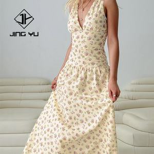 Robe midi de luxe pour femmes, de haute qualité, estivale, à fleurs, décolleté en V profond, slim, 100% rayonne, tissu doux - Product Image 4