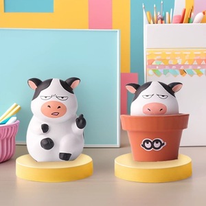 Figurine de vache en résine style <span class=keywords><strong>boîte</strong></span> mystère, mignonne et originale, pour décoration de bureau et d'intérieur - Product Image 3