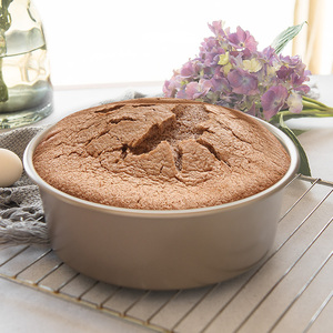 Moule à gâteau rond en acier au carbone de 8 pouces avec fond <span class=keywords><strong>amovible</strong></span> et surface antiadhésive pour chiffon cake, mousse, cheesecake et pain - Product Image 4