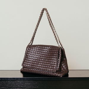 Nouveau sac à bandoulière rétro tissé sur mesure pour femme, grand format, vente en gros OEM 2026 - Product Image 2