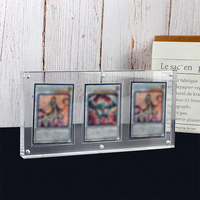 Cadre d'affichage de cartes TCG en acrylique 35PT à 3 emplacements, personnalisé en gros, magnétique UV, pour cartes Pokémon classées, bureau moderne, écologique