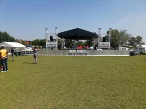 ระบบโครงหลังคาอะลูมิเนียมอัลลอยด์ โครงหลังคาอะลูมิเนียมพร้อมสลักเกลียวสำหรับติดตั้งไฟเวที โครงทรัสสำหรับคอนเสิร์ต เวทีคอนเสิร์ตเคลื่อนที่ - Product Image 4