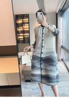 Robe plissée à imprimé paysager style Miyake pour femme, robe midi ample à boutons, prête à être expédiée
