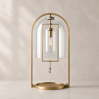 Lampe de table moderne en verre avec finition laiton, luminaire décoratif pour hôtel, villa, salon, chambre et projets.