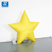 Ballon gonflable de petites étoiles avec lumières LED Accessoires de scène de décoration de vacances suspendus commerciaux