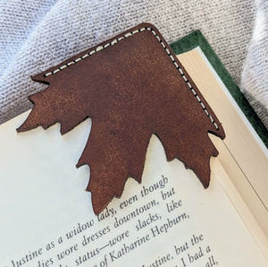 Wooden Maple Leaf <b>Bookmark</b> Reusable <b>Gift</b> Classic Design Die Cut Pattern aniversiry - Product Image 3