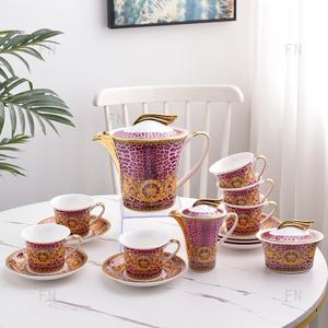 Ensemble de café en porcelaine fine européenne de luxe, design personnalisé, nouveau modèle, avec poignée dorée - Product Image 5