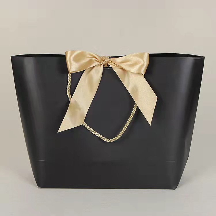 LOW MOQ Gift Paper Bag Custom