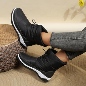 Bottes <span class=keywords><strong>de</strong></span> neige imperméables antidérapantes pour femmes 2023 Chaussures en coton chaudes doublées <span class=keywords><strong>de</strong></span> polaire respirantes pour l'hiver <span class=keywords><strong>Ski</strong></span> en plein air au nord-est - Product Image 3