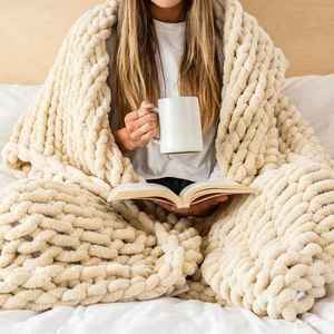 Hot Sale 100% Hand Knit Chunky Throw <strong>Blanket</strong> Eco-friendly Soft and Cozy Knitted Chenille <strong>Blankets</strong> - Product Image 1