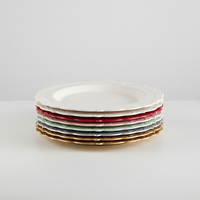 Assiettes jetables en plastique à bord festonné pour réception de mariage élégante, service de restauration et traiteur