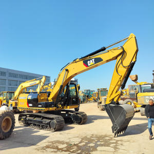 Escavatore Caterpillar 320D Usato da 21,9 Tonnellate in Buone Condizioni, Importato dal Giappone, con Motore, Pompa, Cambio e Ingranaggi - Product Image 3