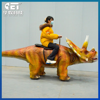 Équipement d'attraction de parc d'attractions : Dinosaure Triceratops Électrique Réaliste en Acier Étanche, à Chevaucher, pour Extérieur et Centres Commerciaux