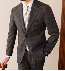 Completo Primaverile da Uomo Due Pezzi a Quadri di Alta Qualità, Slim Fit, Versatile con Doppio Spacco, Risvolto a Tacca, Set Elegante da Gentiluomo per Affari - Product Image 3