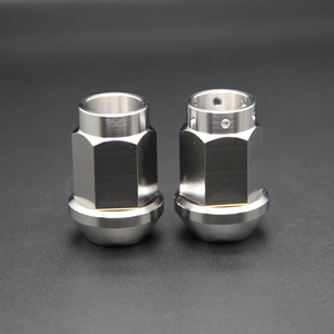 <span class=keywords><strong>Écrou</strong></span> de roue en titane GR5 automobile M14*1.5*36 pour Tesla <span class=keywords><strong>bmw</strong></span> - Product Image 2