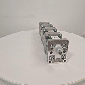 Pompe à engrenages haute vitesse de la série VIVOIL pour applications hydrauliques - X0P/X1P/X2P/X3P Fabriquée en Italie - Product Image 1