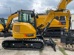 Mini-excavatrice sur chenilles 9051F neuve de 5 tonnes avec pièces de rechange - Product Image 5