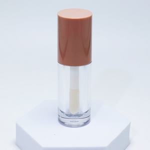 Grand tube de rouge à lèvres en plastique transparent avec applicateur en forme de pied de chèvre, avec capuchon rose, 6 ml, avec grand pinceau et grande brosse - Product Image 5