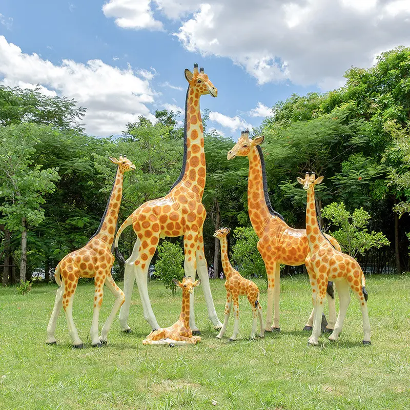 Support customized life size fiberglass resin giraffe garden decoration real size large animal sculpture for zoo decoration