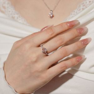Usine de bijoux spécialisée Dylam, festival de Noël 2024, cadeaux de Noël, argent S925, zircone 5A, anneaux en forme de cœur avec nœud papillon - Product Image 3